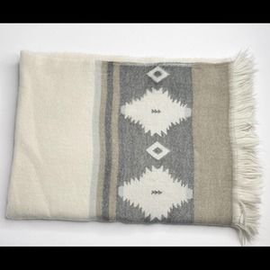 Atmosphere | Aztec Printed Blanket Scarf